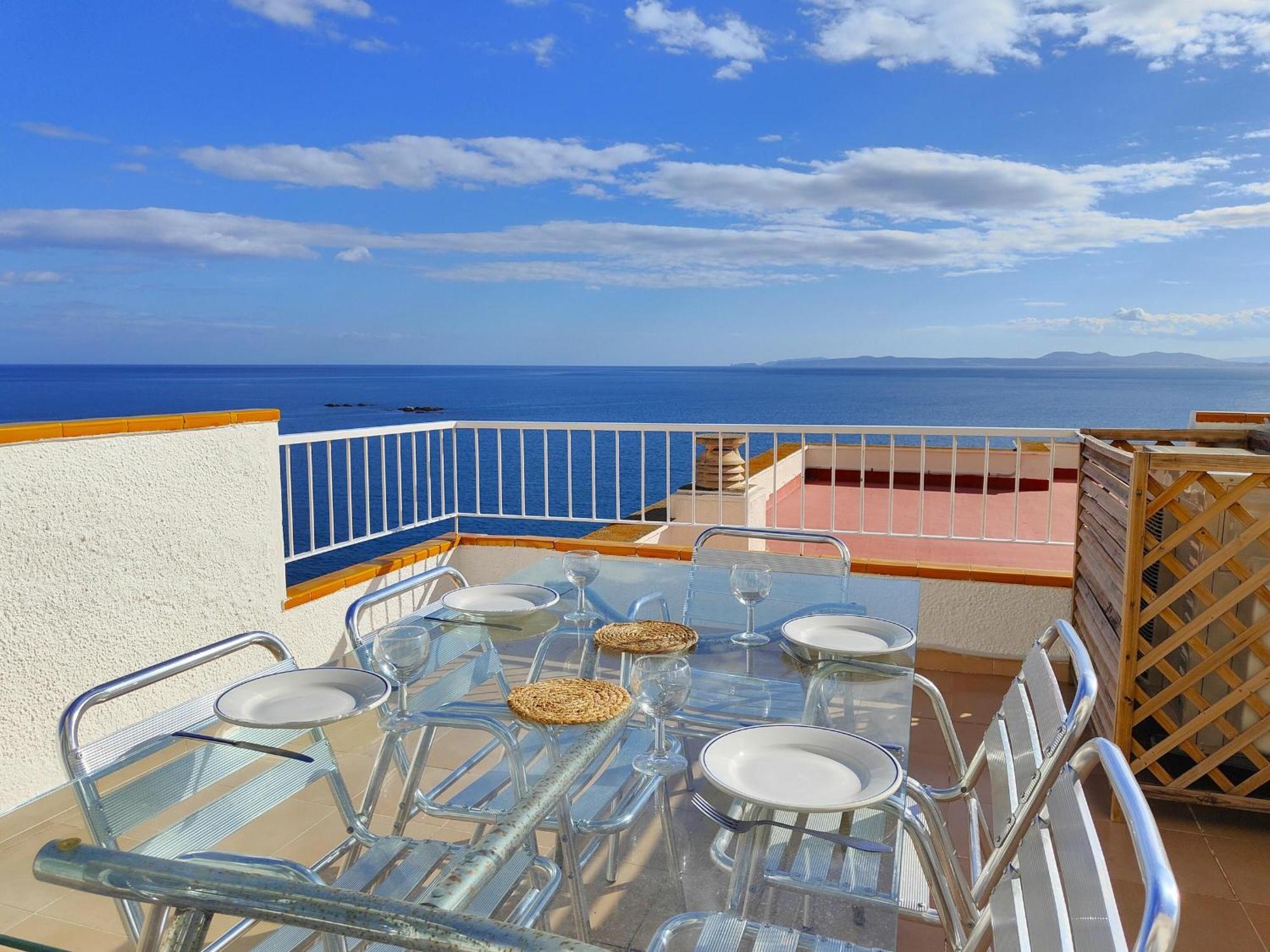 Appartement 3364 - Mediterraneo A 1-8, Vacaciones Sobre Rocas, 1ª Linea De Mar, Zona Privilegiada, Vista Al Mar. - Es-258-102 Roses