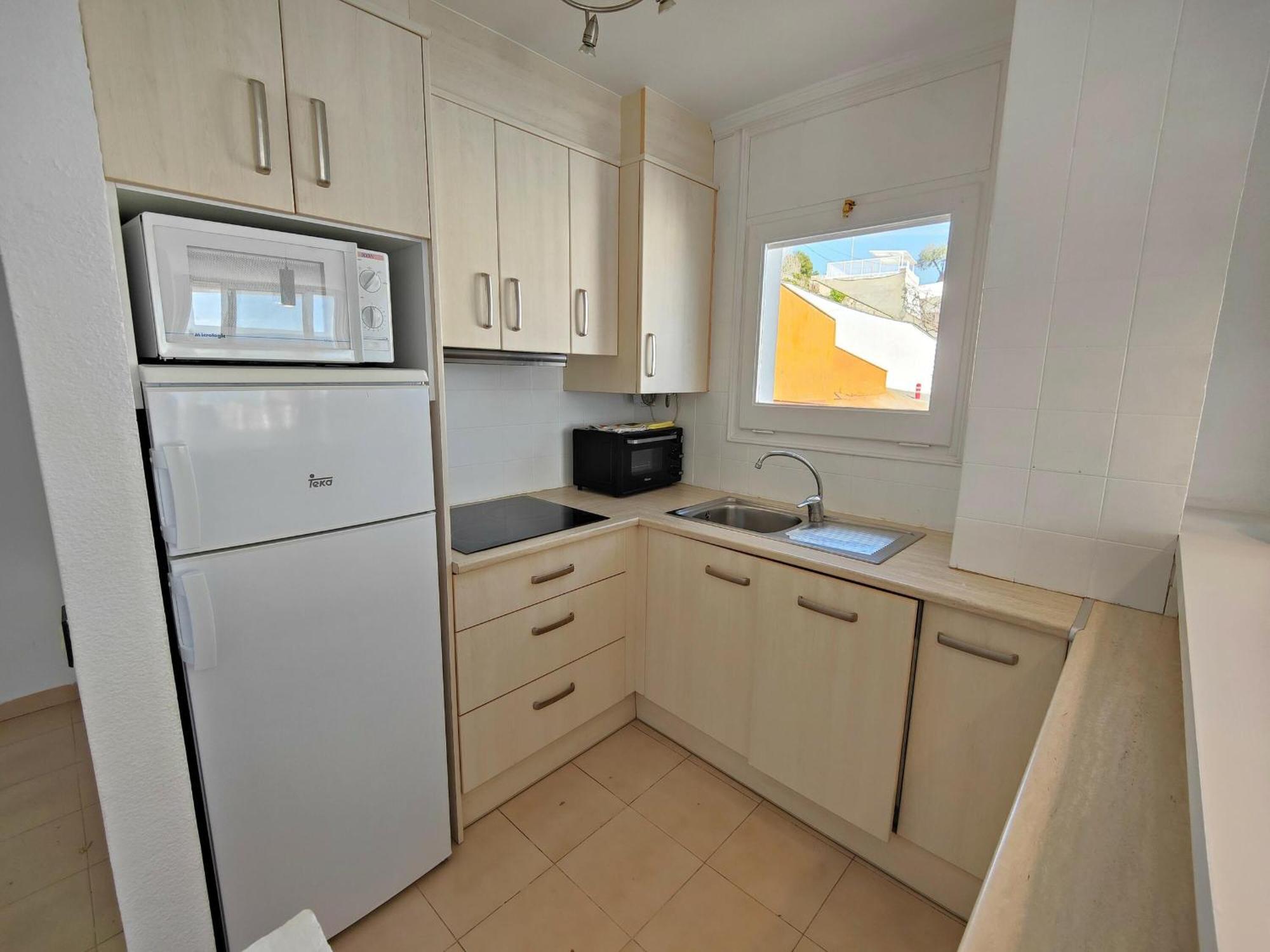 3364 - Mediterraneo A 1-8, Vacaciones Sobre Rocas, 1ª Linea De Mar, Zona Privilegiada, Vista Al Mar. - Es-258-102 Appartement