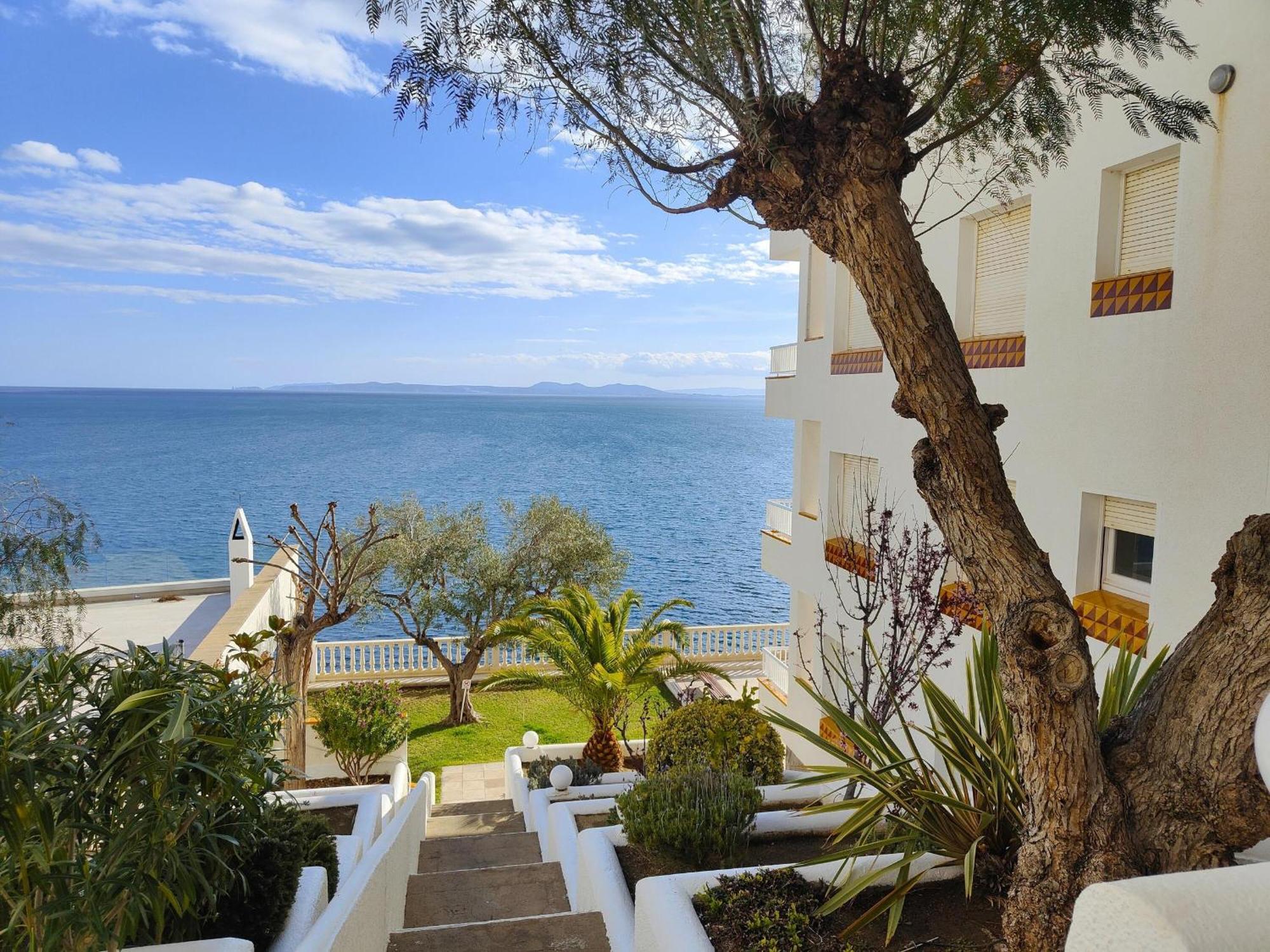 3364 - Mediterraneo A 1-8, Vacaciones Sobre Rocas, 1ª Linea De Mar, Zona Privilegiada, Vista Al Mar. - Es-258-102 *